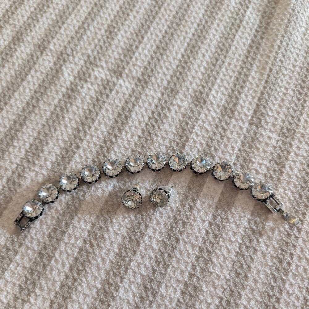 Stella and Dot Necklace and Earrings Set
